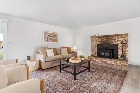 2673 SW Evergreen Avenue Redmond OR 97756