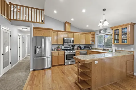 338 Cherry Wood Eagle Point OR 97524