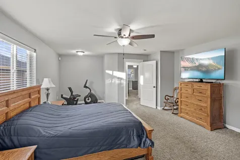 338 Cherry Wood Eagle Point OR 97524