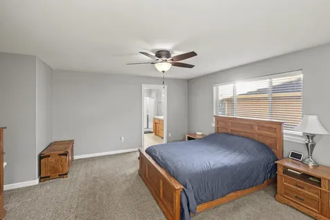 338 Cherry Wood Eagle Point OR 97524