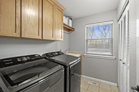 338 Cherry Wood Eagle Point OR 97524