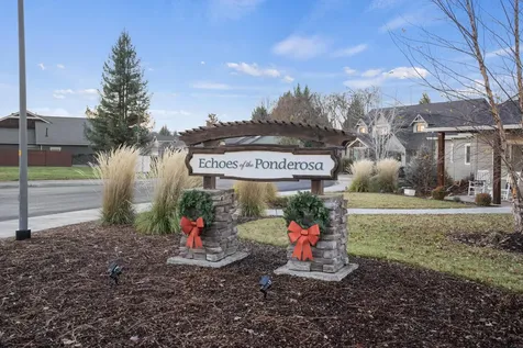 338 Cherry Wood Eagle Point OR 97524