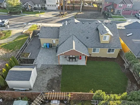 338 Cherry Wood Eagle Point OR 97524