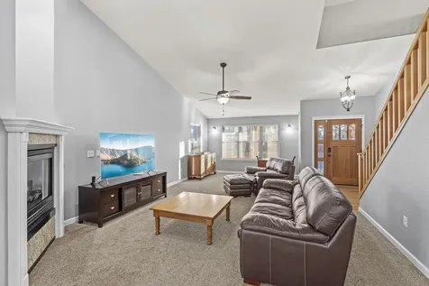 338 Cherry Wood Eagle Point OR 97524