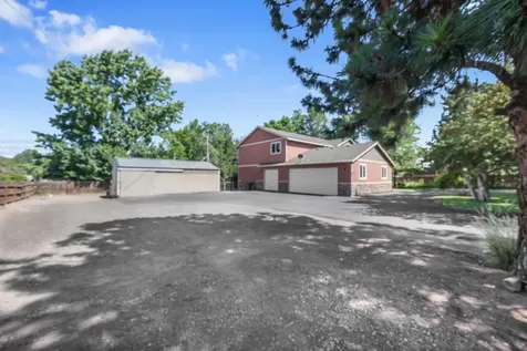 2648 SW 25th Street Redmond OR 97756
