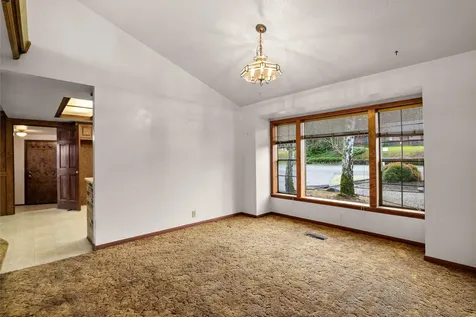 244 Swarthout Drive Grants Pass OR 97527