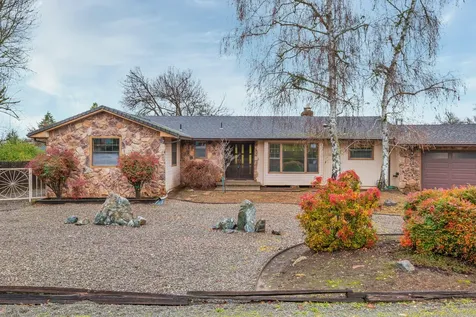 244 Swarthout Drive Grants Pass OR 97527