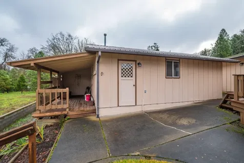 244 Swarthout Drive Grants Pass OR 97527