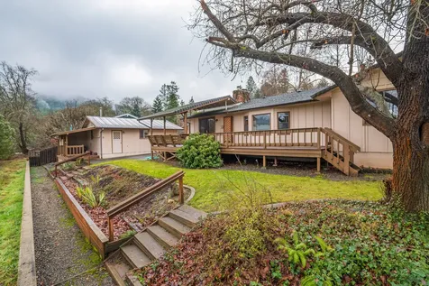 244 Swarthout Drive Grants Pass OR 97527