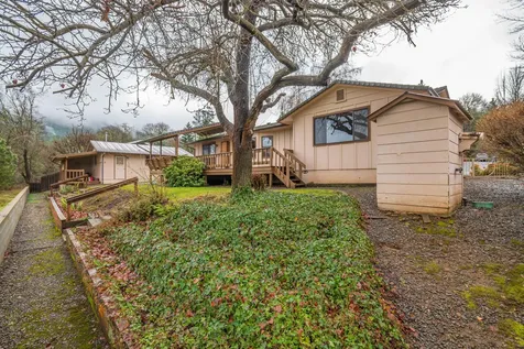 244 Swarthout Drive Grants Pass OR 97527