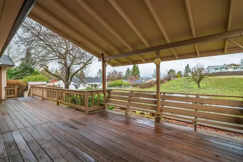 244 Swarthout Drive Grants Pass OR 97527