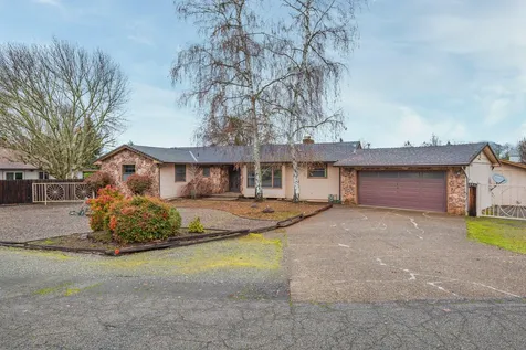 244 Swarthout Drive Grants Pass OR 97527