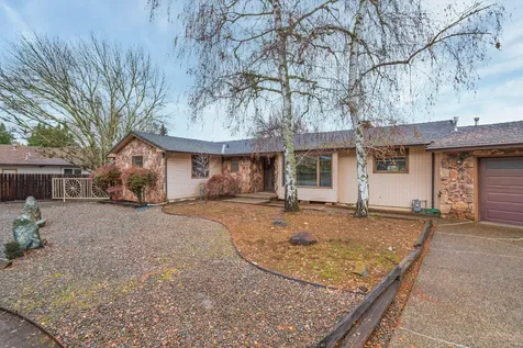 244 Swarthout Drive Grants Pass OR 97527