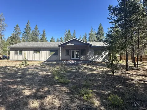 15989 Bull Bat Lane La Pine OR 97739