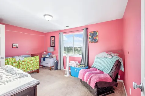 336 SE Leisek Way Madras OR 97741