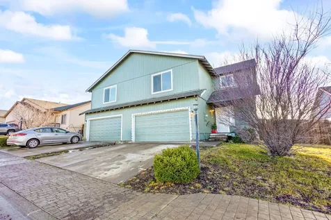 336 SE Leisek Way Madras OR 97741