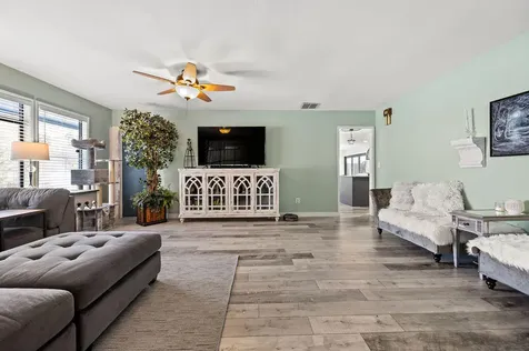1915 Del Moro Street Klamath Falls OR 97601