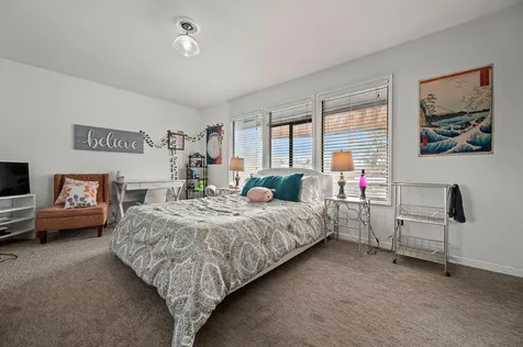 1915 Del Moro Street Klamath Falls OR 97601