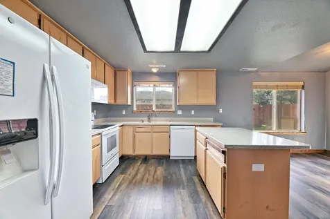 436 Mace Road Medford OR 97501
