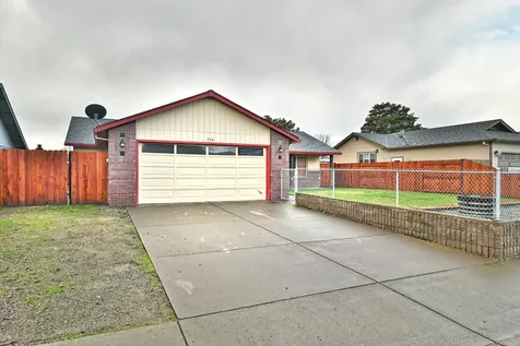 436 Mace Road Medford OR 97501