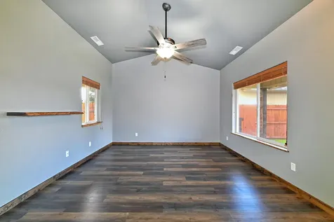 436 Mace Road Medford OR 97501