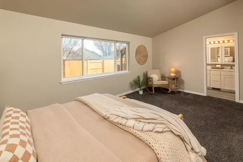 2058 NW 21st Court Redmond OR 97756