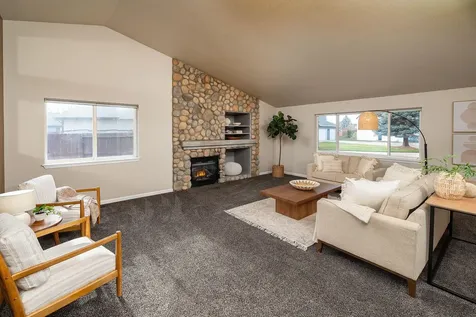 2058 NW 21st Court Redmond OR 97756