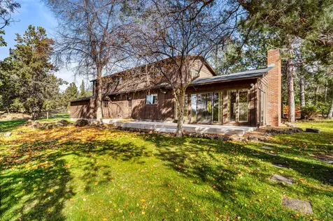 62255 Wallace Road Bend OR 97701