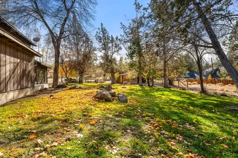 62255 Wallace Road Bend OR 97701