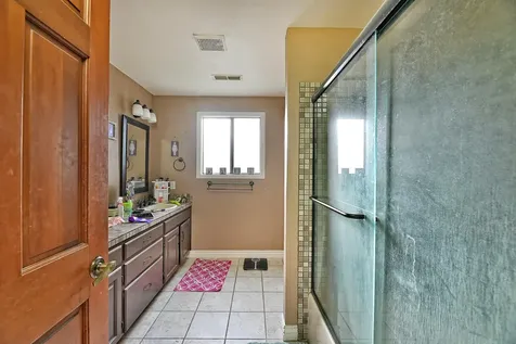 156 Purdue Lane Medford OR 97504