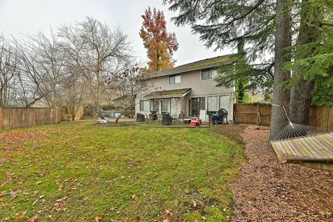 156 Purdue Lane Medford OR 97504