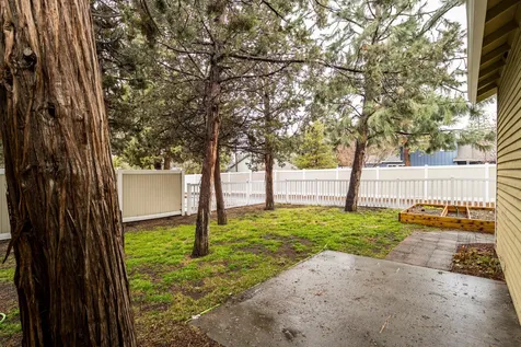 61325 Fairfield Drive Bend OR 97702