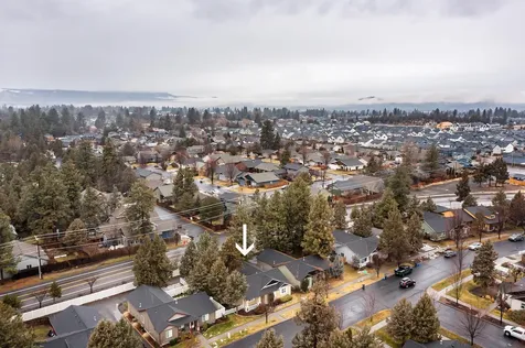 61325 Fairfield Drive Bend OR 97702