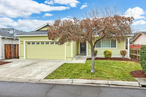 2350 Kamerin Lane Medford OR 97501