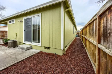 2350 Kamerin Lane Medford OR 97501