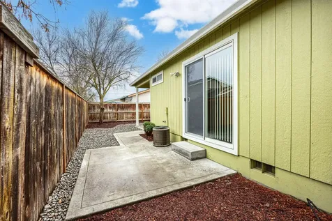 2350 Kamerin Lane Medford OR 97501