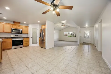 2350 Kamerin Lane Medford OR 97501