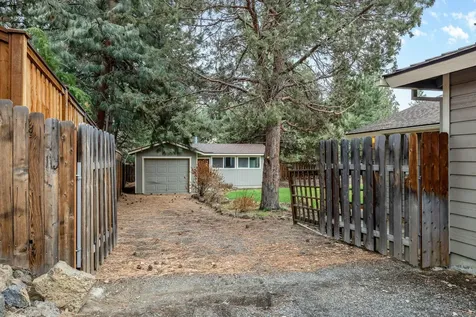 61300 King Saul Avenue Bend OR 97702