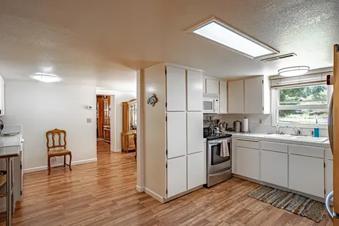 8720 Rogue River Highway Grants Pass OR 97527