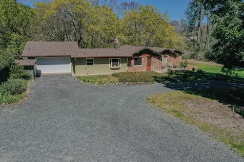 8720 Rogue River Highway Grants Pass OR 97527