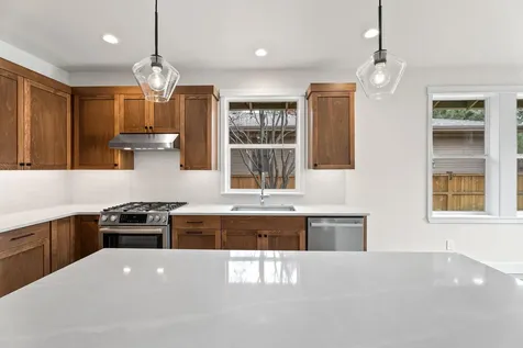 2449 NW Lemhi Pass Drive Bend OR 97703