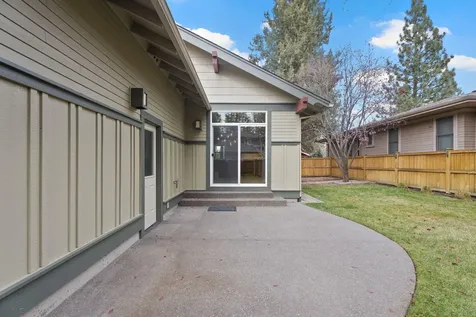 2449 NW Lemhi Pass Drive Bend OR 97703