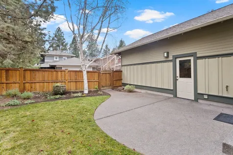 2449 NW Lemhi Pass Drive Bend OR 97703