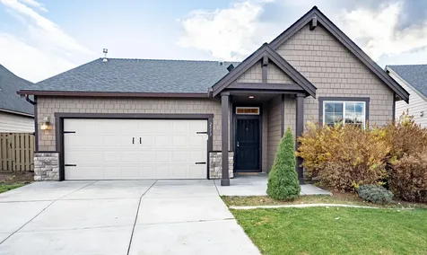 2953 SW 50th Street Redmond OR 97756