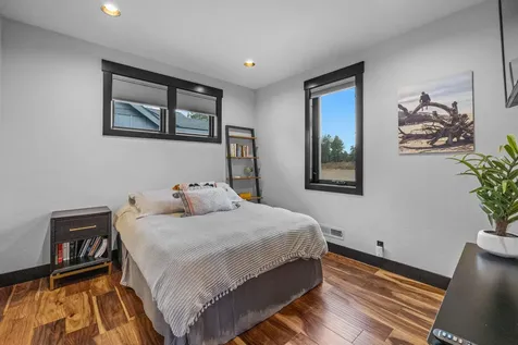 61196 Bachelor View Road Bend OR 97702