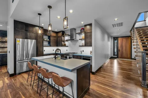 61196 Bachelor View Road Bend OR 97702