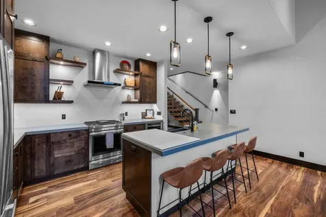 61196 Bachelor View Road Bend OR 97702