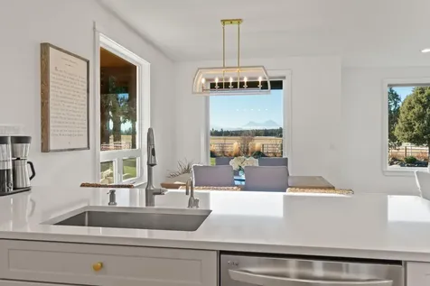 65181 Highland Road Bend OR 97703