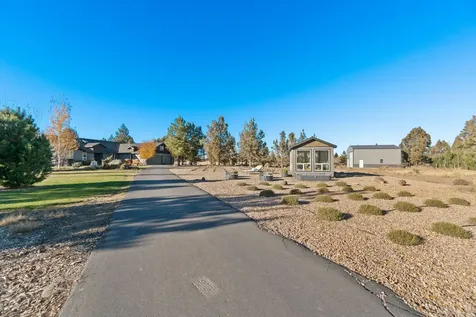 65181 Highland Road Bend OR 97703