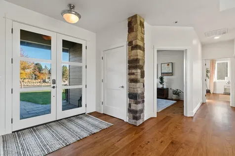 65181 Highland Road Bend OR 97703